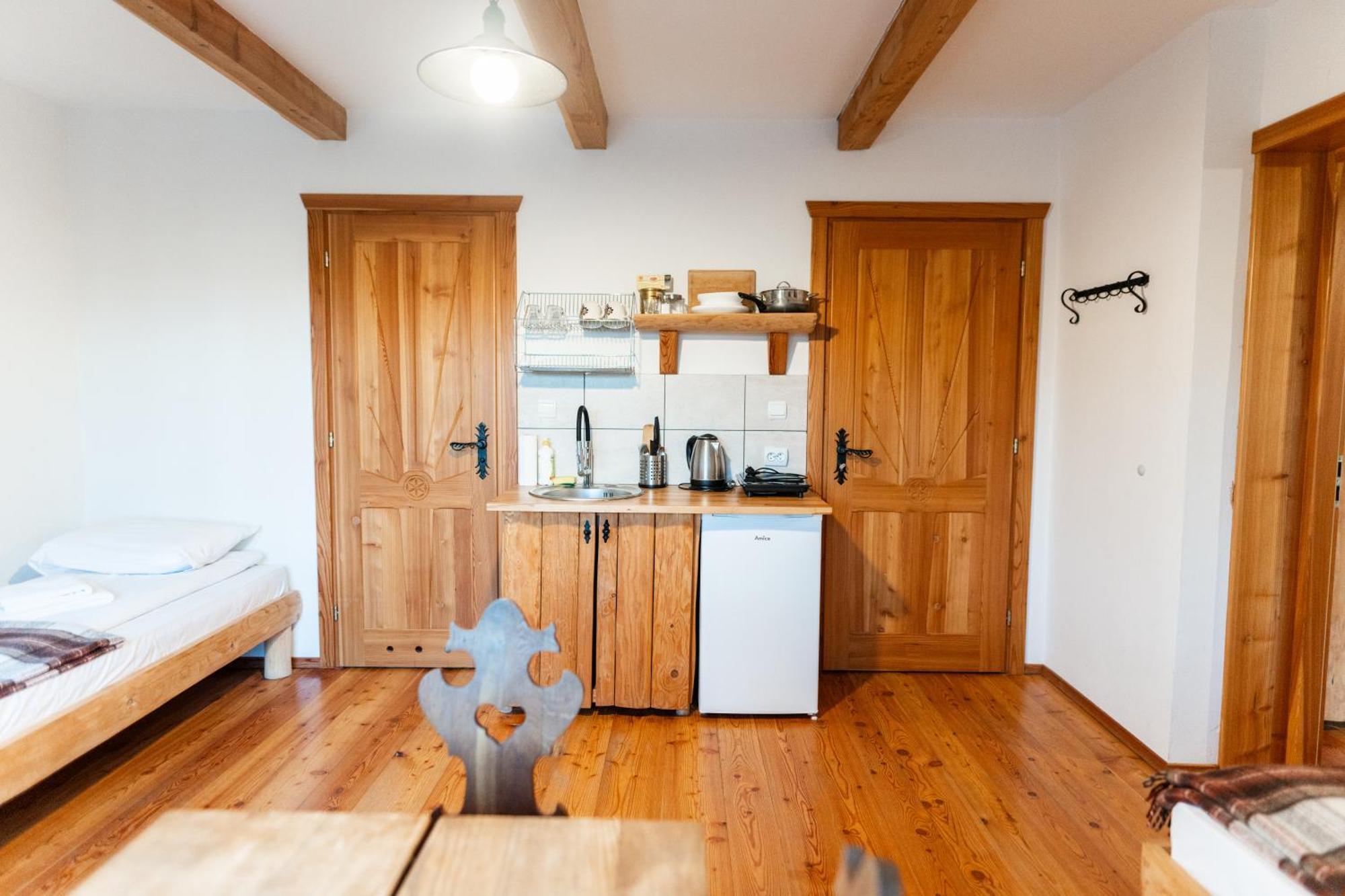 Ku Sosnie Apartman Bukowina Tatrzańska Kültér fotó